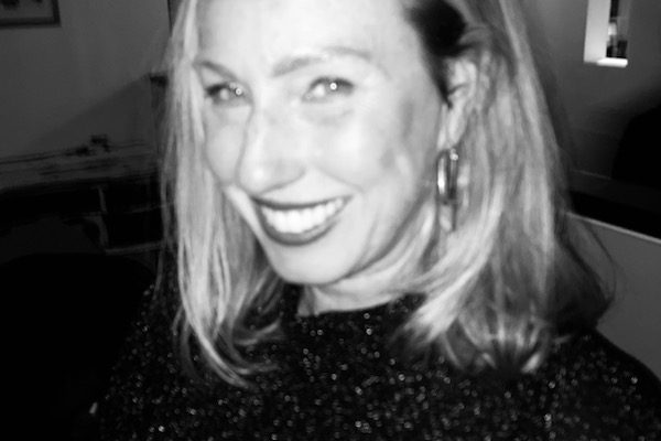 AM Profile Photo – The Real Review